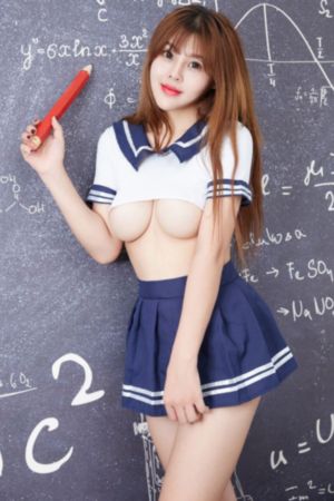 欧美黑人美女时装秀_BD高清在线