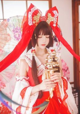 欧美美女胴体_1080完整版观看