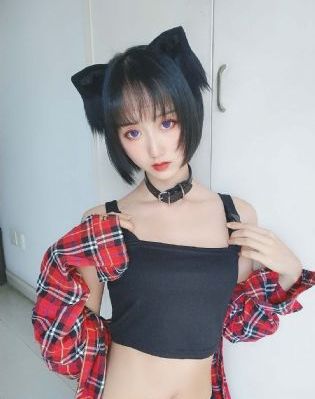 欧美巨乳妈妈_1080P在线观看高清